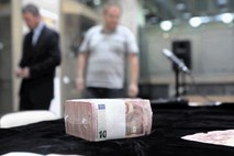 Slovenske banke do pol milijarde evrov