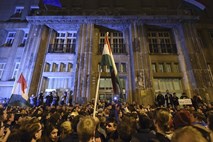 V Budimpešti novi protesti v podporo Sorosevi univerzi