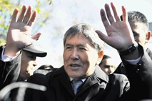 Kirgiški predsednik je glasbeni zvezdnik