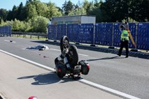 Na gorenjski avtocesti umrl nemški motorist