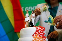 Nemški parlament potrdil uzakonitev porok za istospolne pare