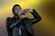 Skupina Maroon 5 bo skupaj z Big Boijem in Travisom Scottom uprizorila letošnji »halftime show« 