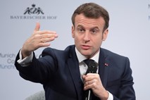 Macron dvomi, da je dogovor med EU in Otokom možen do konca leta