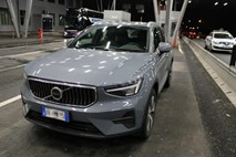 Na Obrežju zasegli ukraden Volvo