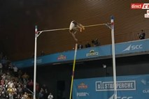 Nov svetovni rekord v skoku s palico