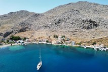 Pogrešani britanski TV-zdravnik: na grškem otoku Symi so našli truplo
