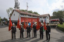 #foto Trnovska gasilska tovarišija praznovala 70 let