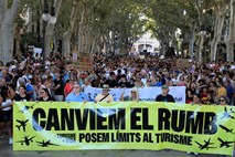 #video #foto Španski otok Majorka zajeli protesti, ljudem je dovolj množičnega turizma