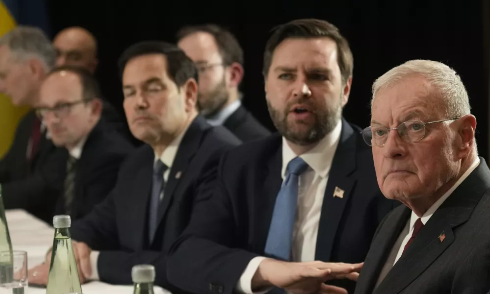 From right, U.S. Special Envoy Keith Kellogg, United States Vice-President JD Vance and United States Secretary of State Marco Rubio meet with Ukraine's President Volodymyr Zelenskyy on the sidelines of the Munich Security Conference in Munich, Germany, Friday, Feb. 14, 2025. (AP Photo/Matthias Schrader)