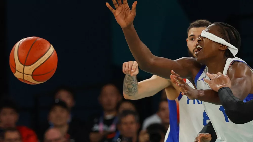 Les basketteurs français troisièmes demi-finalistes de l’OI