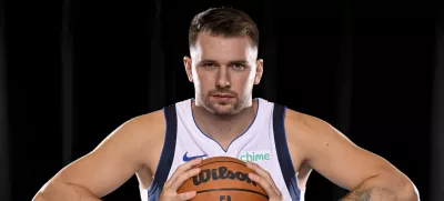 Luka Dončić priprave na novo sezono v ligi NBA ni začel po željah. Foto: Reuters